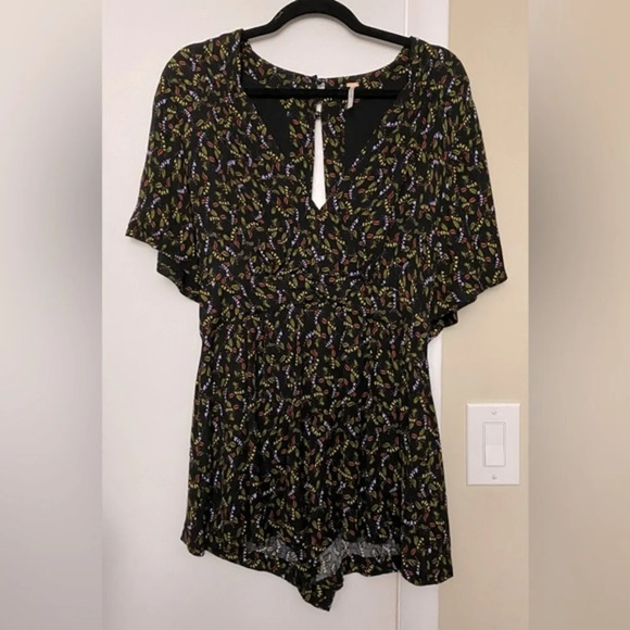 Free People Meet Virginia Romper Size 6 - Picture 3 of 11